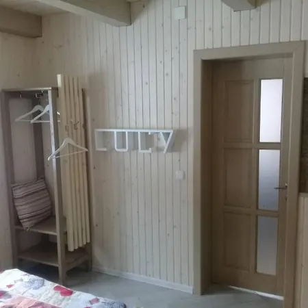 Lucy Jaktstuga *
